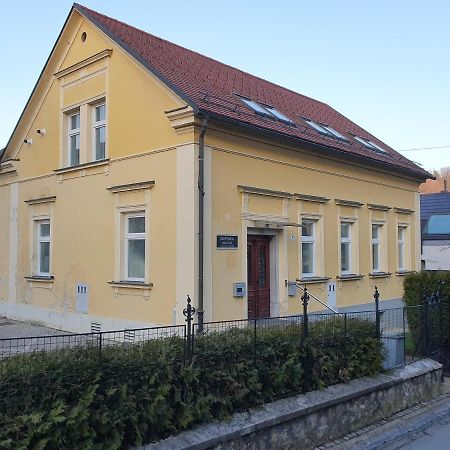Jantar Apartmaji Novo Mesto Extérieur photo
