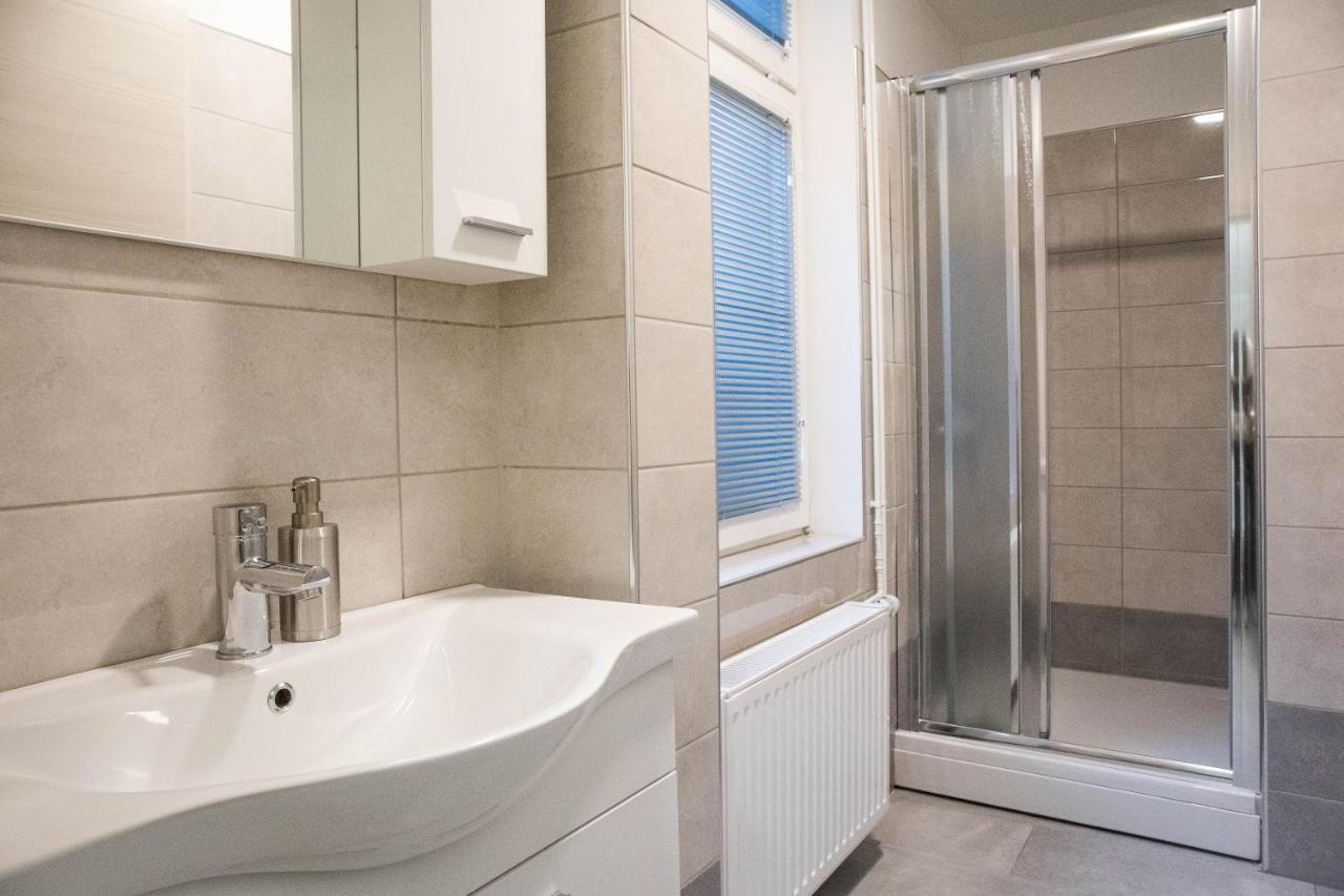 Jantar Apartmaji Novo Mesto Extérieur photo
