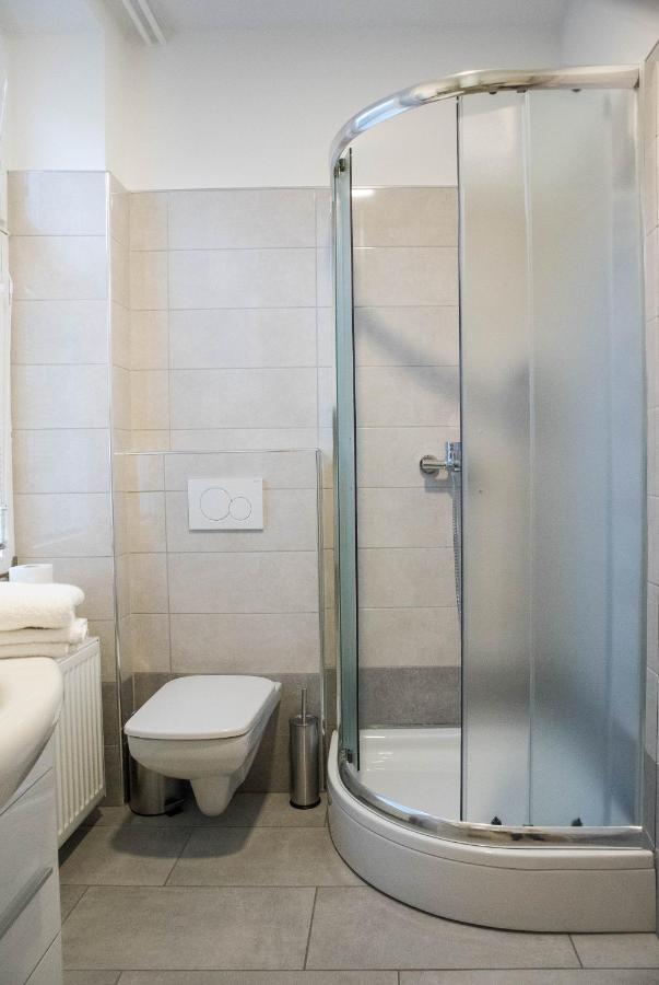 Jantar Apartmaji Novo Mesto Extérieur photo